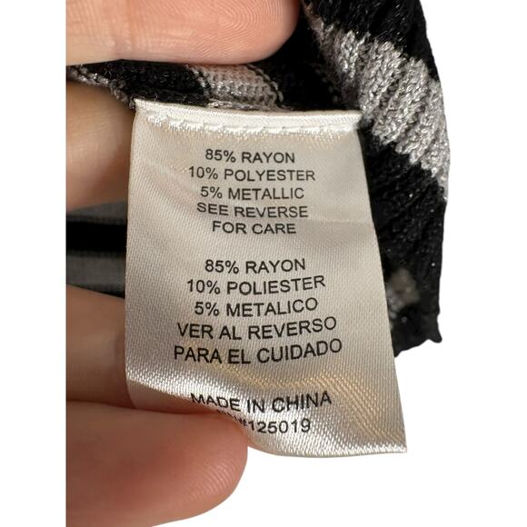 Joseph A Turtleneck Sweater Pullover Striped Metallic Statement Black Silver PS - Picture 4 of 7